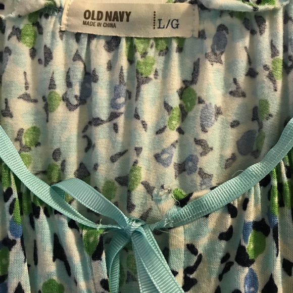 3/$15 Old navy floral tank top with ribbon detail - Picture 2 of 2